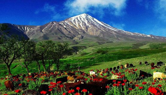Damavand-Mountain-1_www_irantourismcenter_com