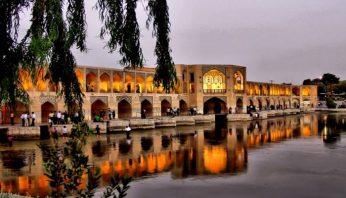 Khaju-Bridge_www_irantourismcenter_com